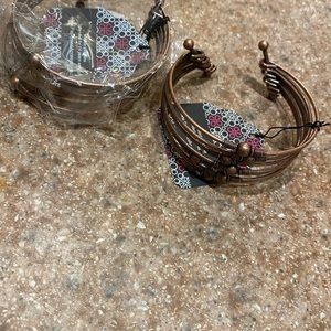 2 paparazzi bracelets